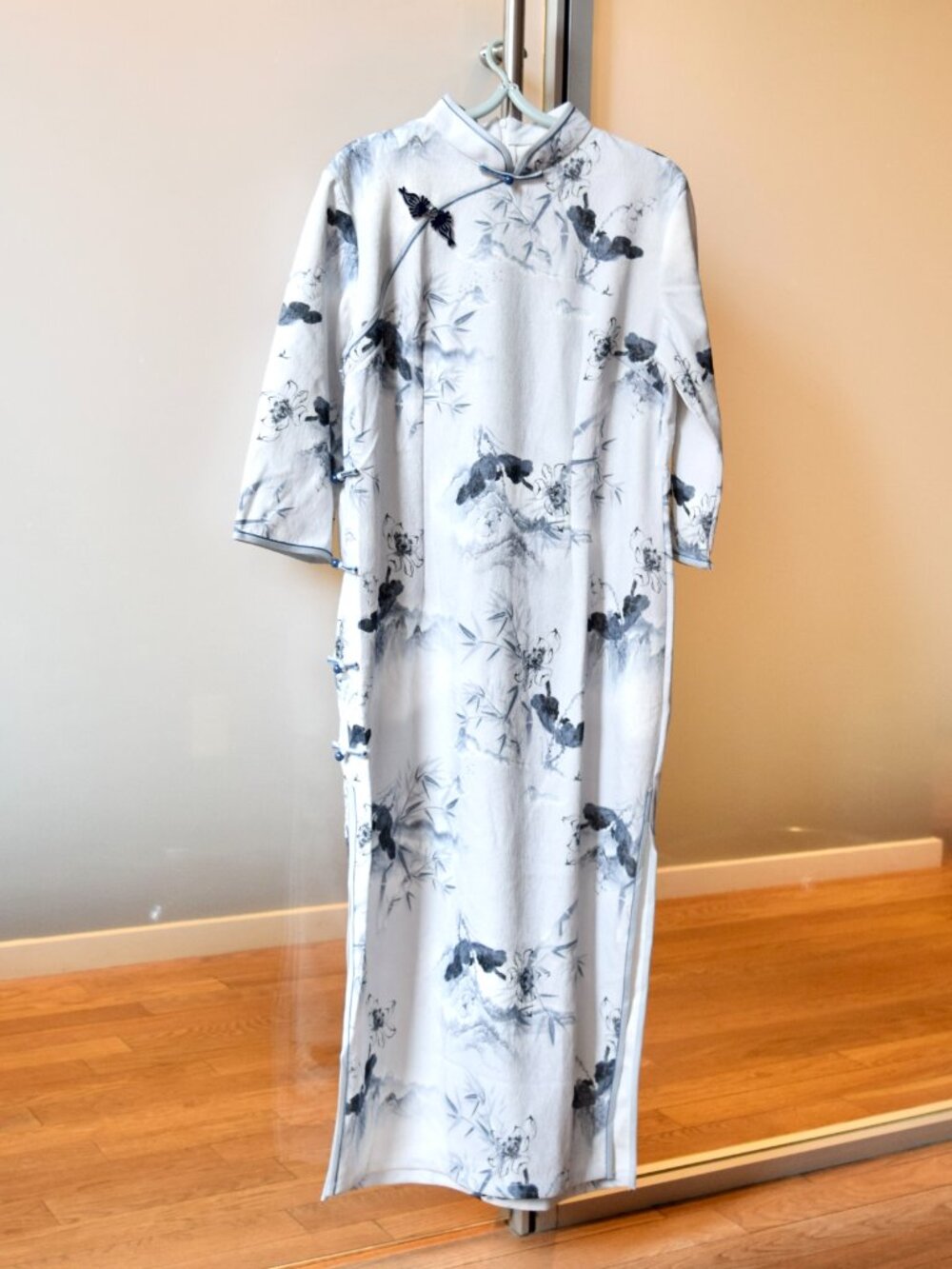 White Black Lotus Flora Qipao Dress - Chinese Traditional Cheongsam